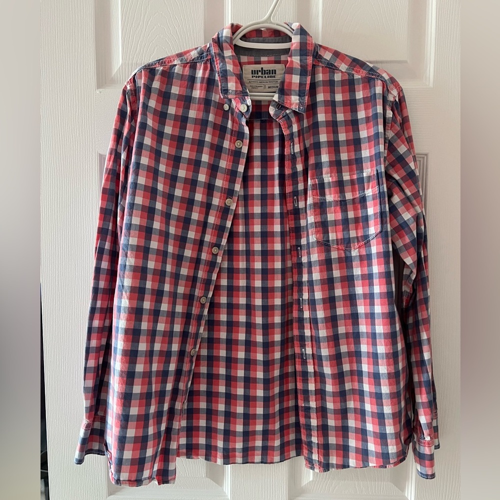Urban Pipeline men’s button down long sleeve